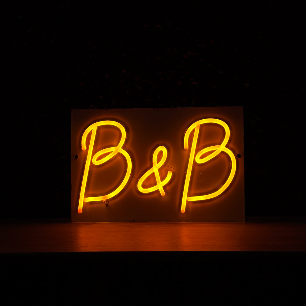 B&B (صندوق مفتوح) لافتة نيون RS LED - صنع في لندن